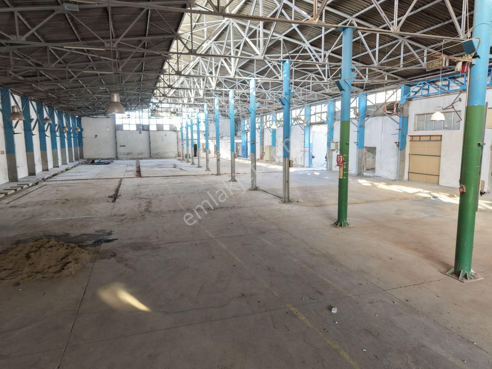 Bornova Pınarbaşı'nda Satılık 2683 M² Depo/antrepo - Görsel 20