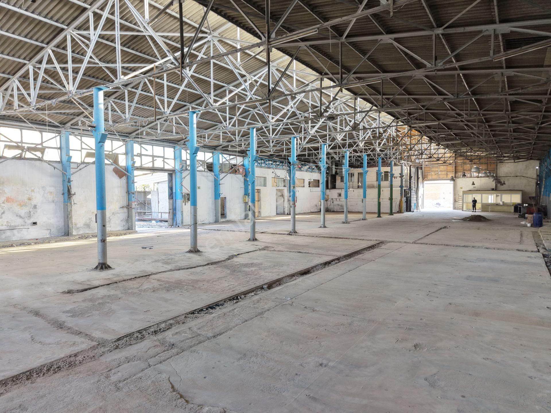 Bornova Pınarbaşı'nda Satılık 2683 M² Depo/antrepo - Görsel 25