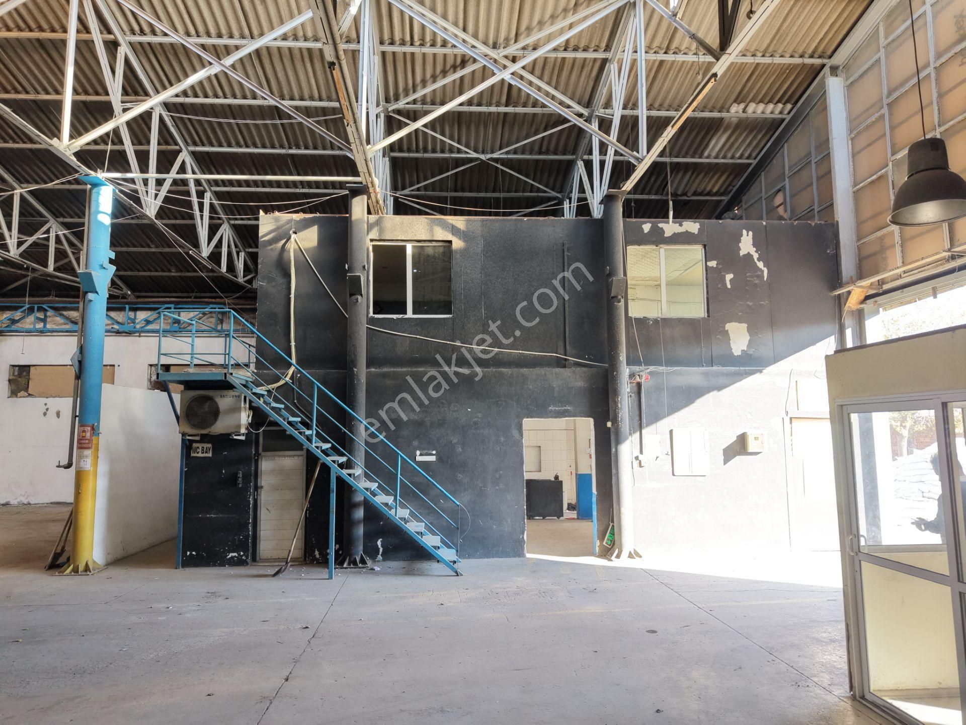 Bornova Pınarbaşı'nda Satılık 2683 M² Depo/antrepo - Görsel 29