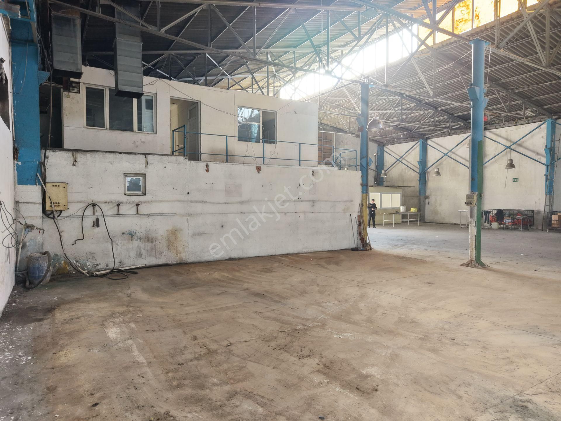 Bornova Pınarbaşı'nda Satılık 2683 M² Depo/antrepo - Görsel 28