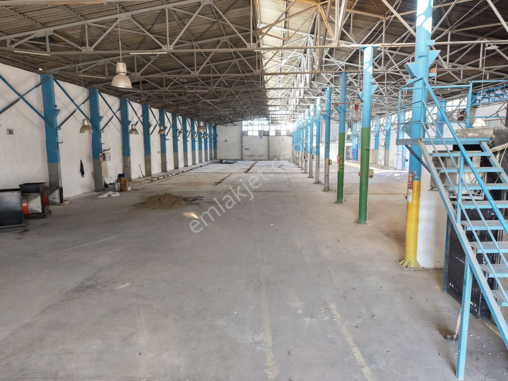 Bornova Pınarbaşı'nda Satılık 2683 M² Depo/antrepo - Görsel 17