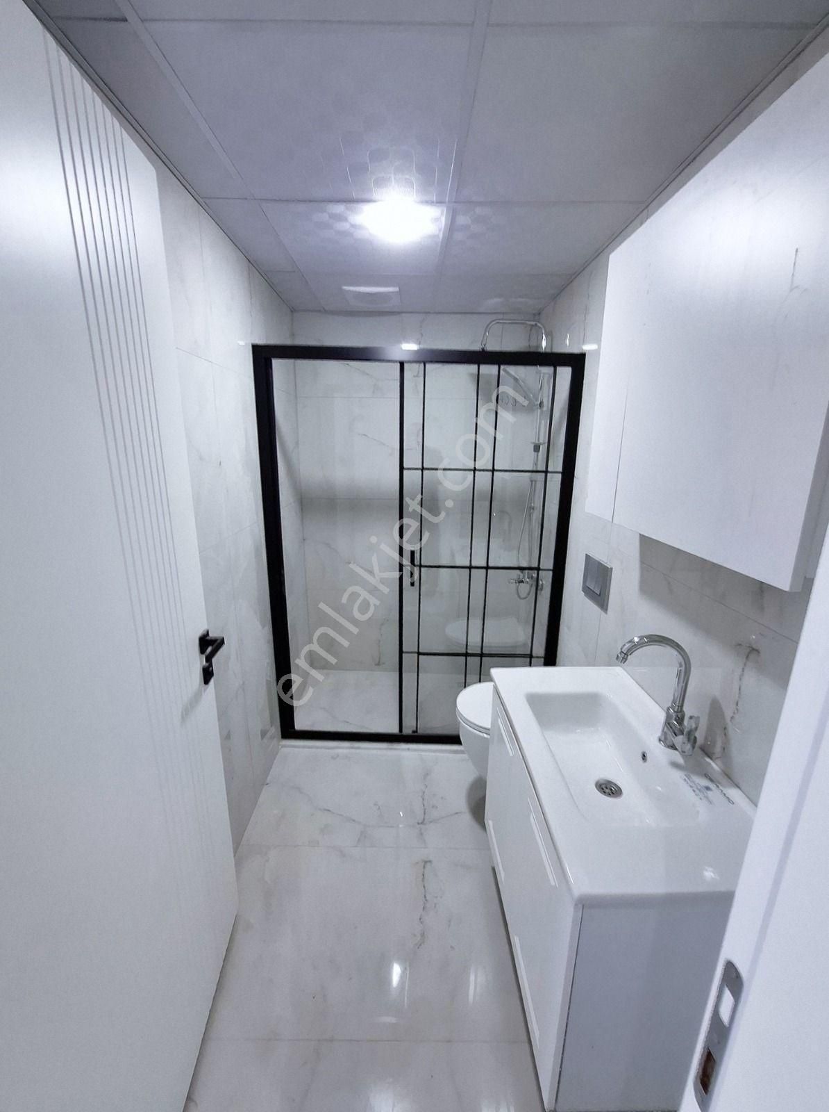 Bakırlı Hüdai Oral Caddesinde Cadde Üzerinde Satılık Son 3 Tane Ön Cephe 2+1/95 M2 Daire Ler - Görsel 12