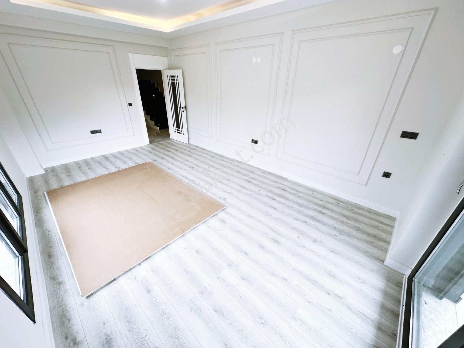 Akçay Ayanoğlundan Kızılkeçilide Geniş Bahçeli 4+1 Satılık Villa - Görsel 25