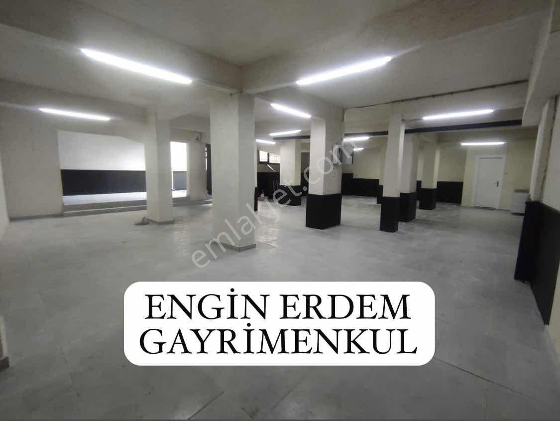 Engin Erdem'den 220 M2 Kiracılı Cadde Üzerinde Satılık Dükkan !