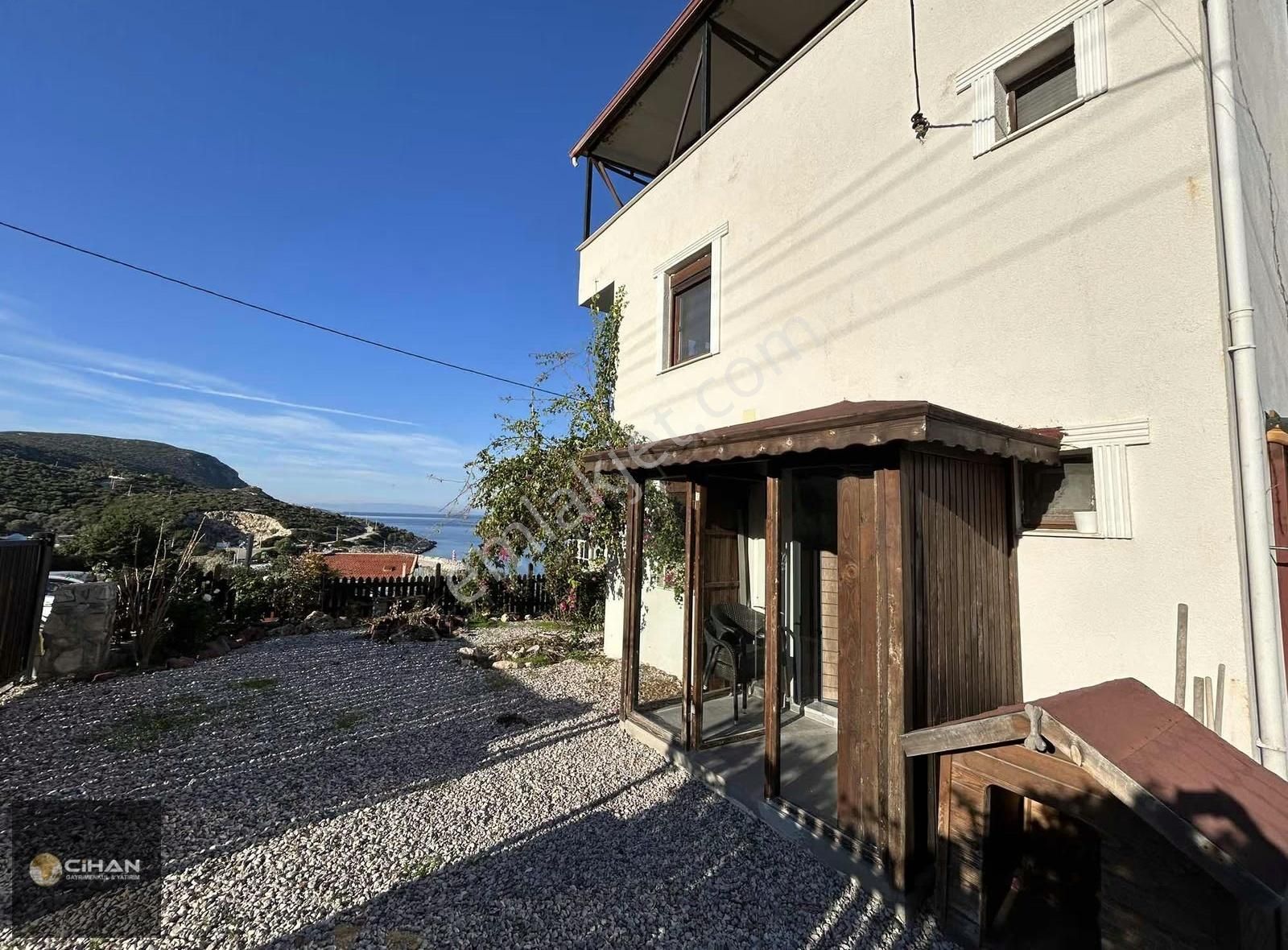 Karaburun Da Deniz Manzaralı Plaja 150 Mt Satılık Villa - Görsel 16