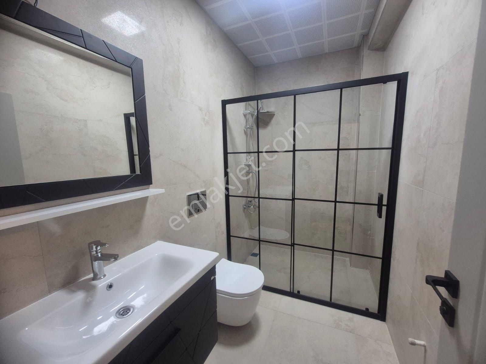 Didim Merkezde 3+1 Ayrı Mutfaklı Villa - Görsel 21