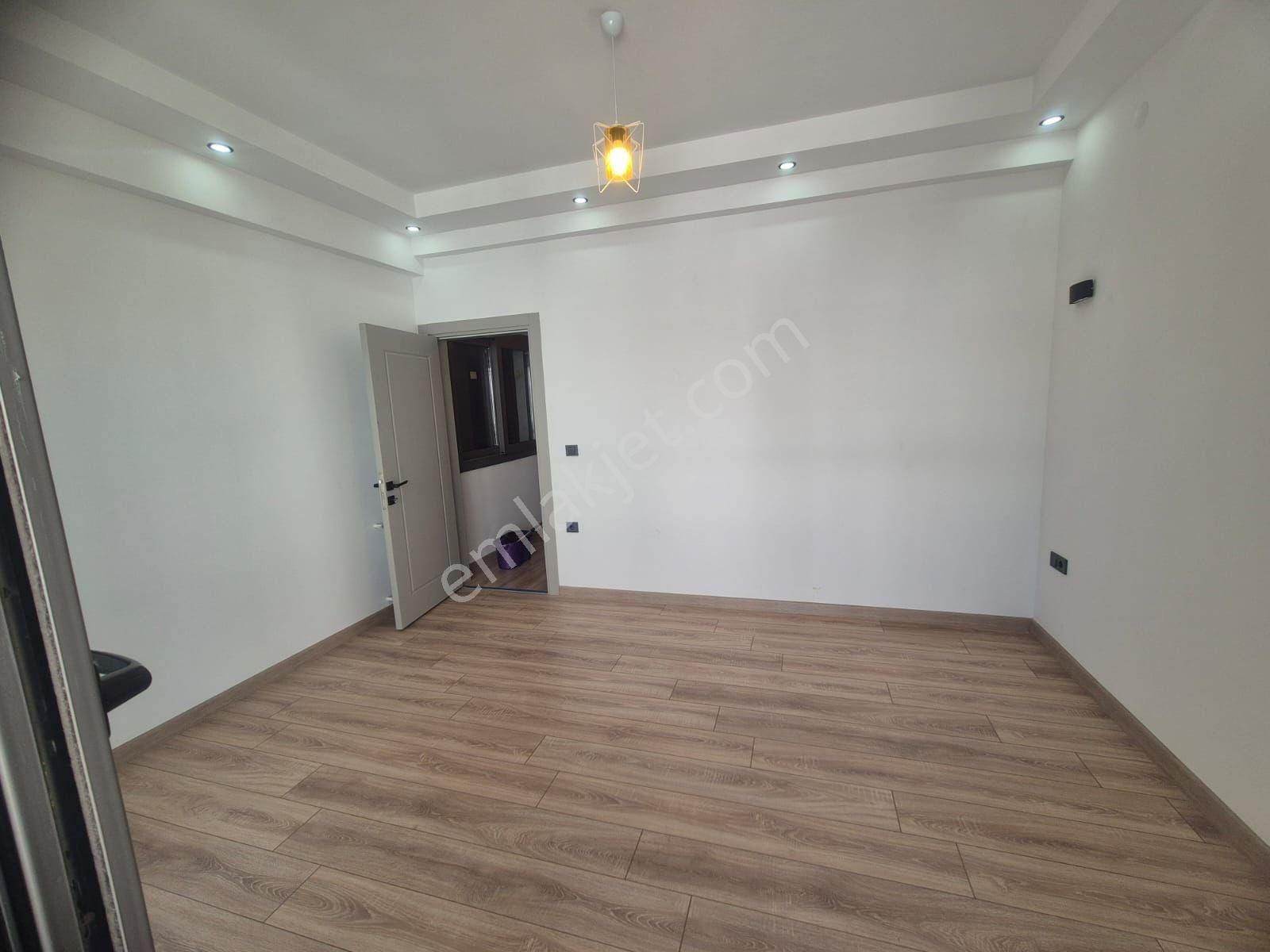 Didim Merkezde 3+1 Ayrı Mutfaklı Villa - Görsel 11