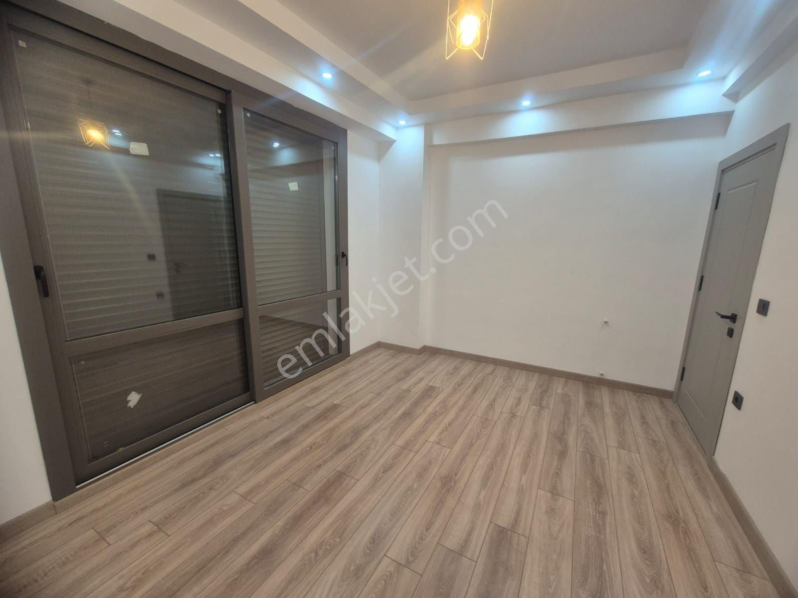 Didim Merkezde 3+1 Ayrı Mutfaklı Villa - Görsel 14