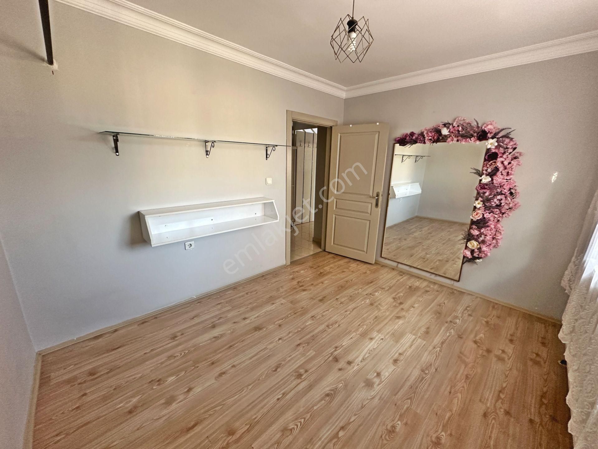 Çağlayan Düzlükte 2.katta Ön Cephede Yapılı 4+1 Satılık Dublex - Görsel 14