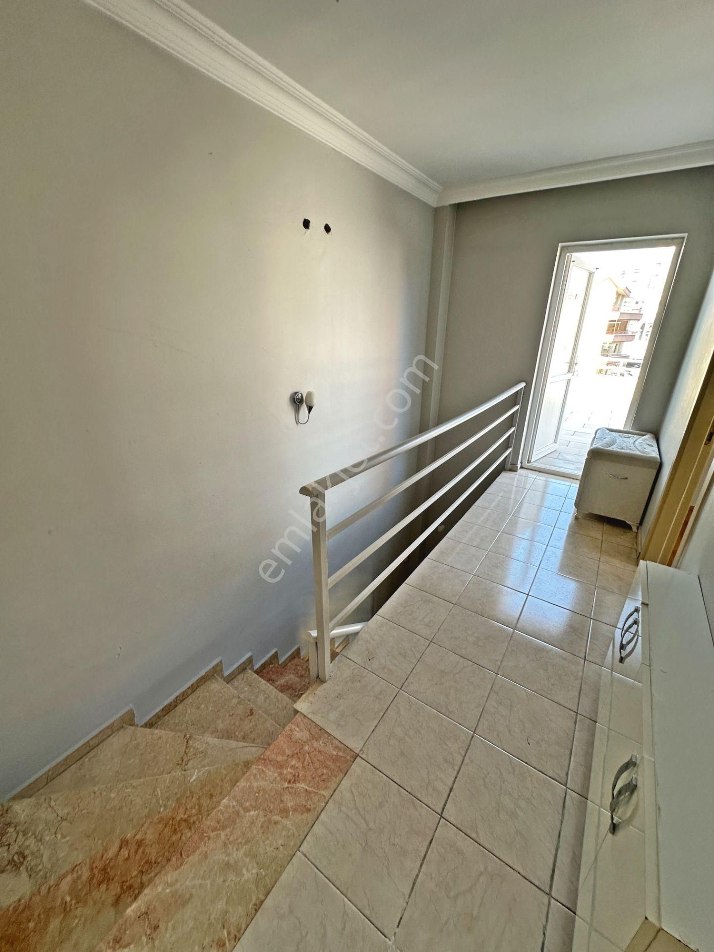 Çağlayan Düzlükte 2.katta Ön Cephede Yapılı 4+1 Satılık Dublex - Görsel 22