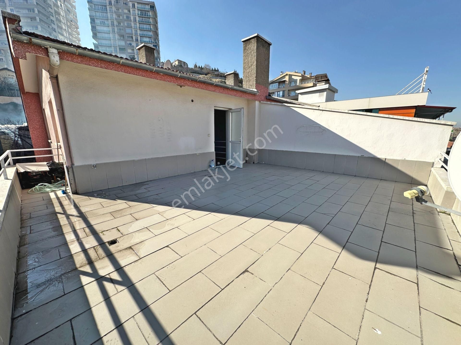 Çağlayan Düzlükte 2.katta Ön Cephede Yapılı 4+1 Satılık Dublex - Görsel 32