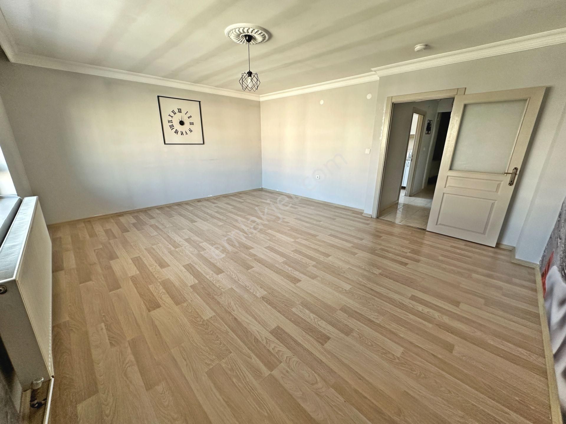 Çağlayan Düzlükte 2.katta Ön Cephede Yapılı 4+1 Satılık Dublex - Görsel 7