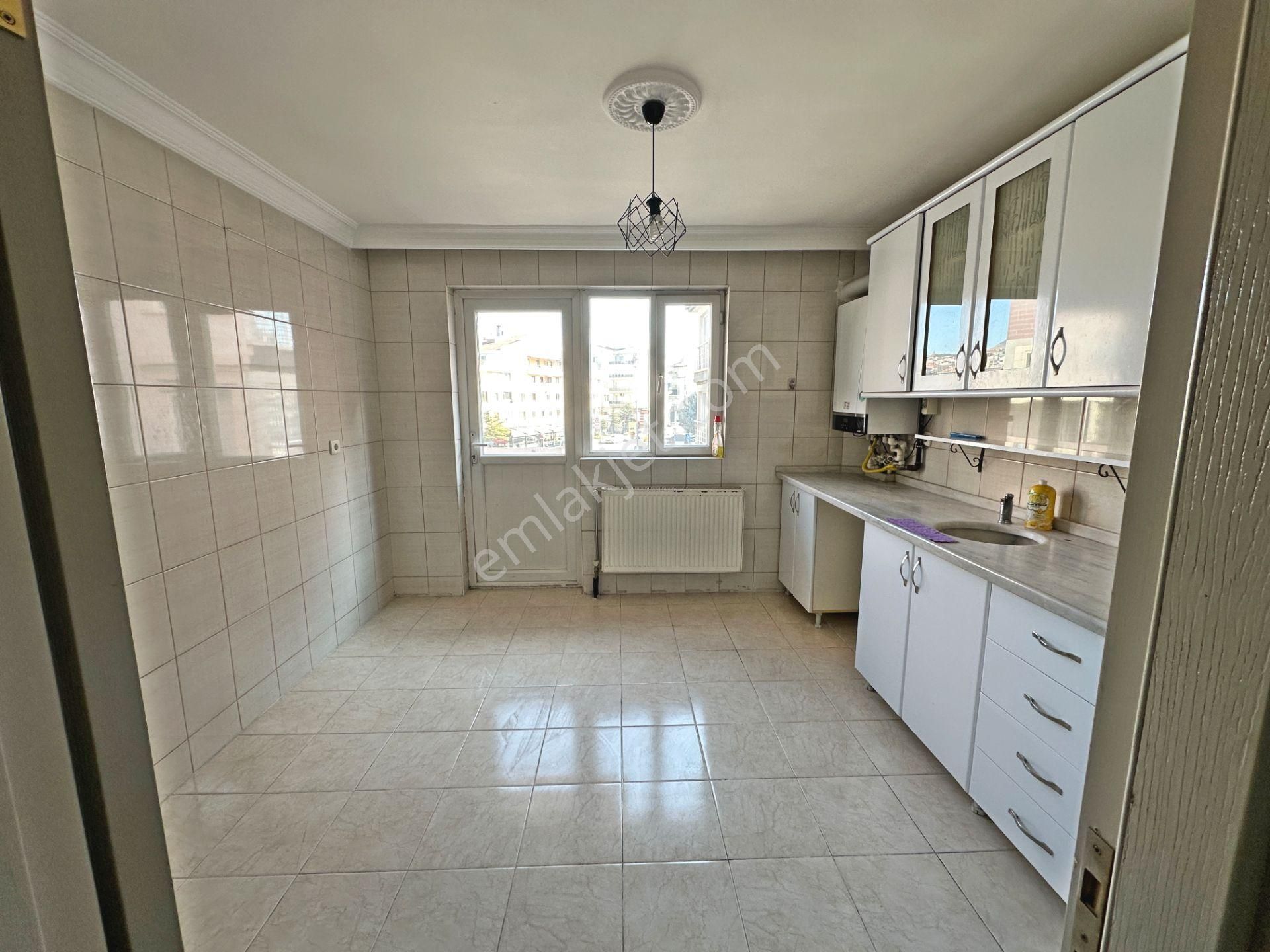 Çağlayan Düzlükte 2.katta Ön Cephede Yapılı 4+1 Satılık Dublex - Görsel 8