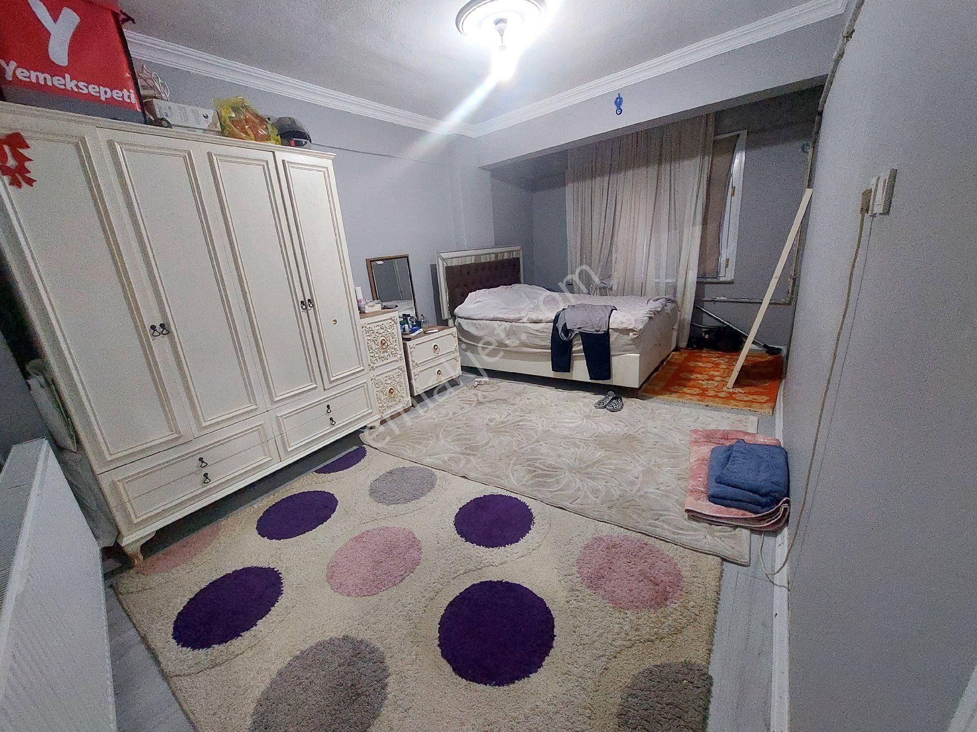 Gazi Osmanpaşa Küçükköy Yeni Mah Satılık Kot.2.bodrum Katı. 2+1 80 M2 - Görsel 4