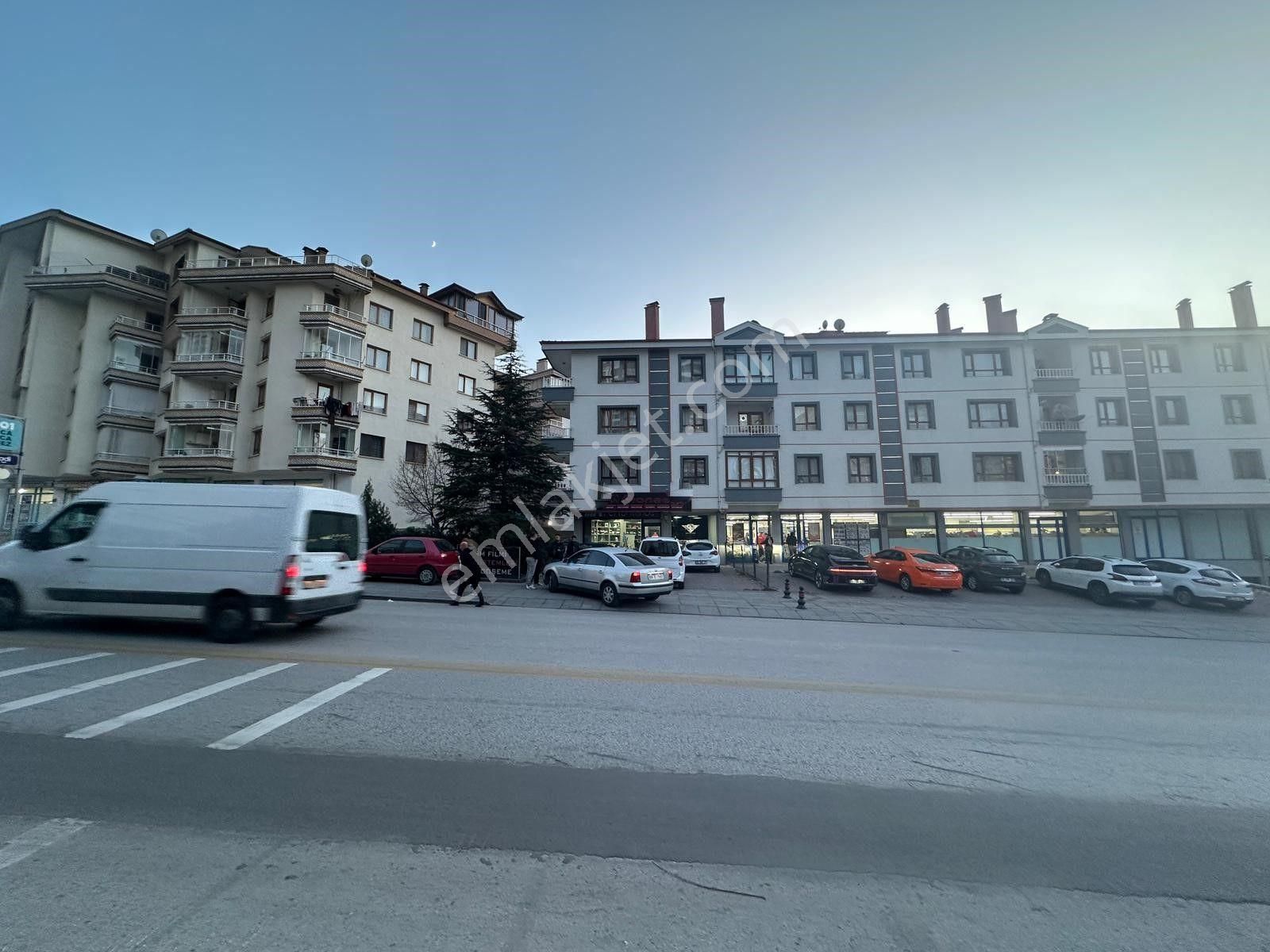 Duru'dan Ana Cadde Cepheli | Kiracılı | 120 M² Satılık Dükkân - Görsel 5