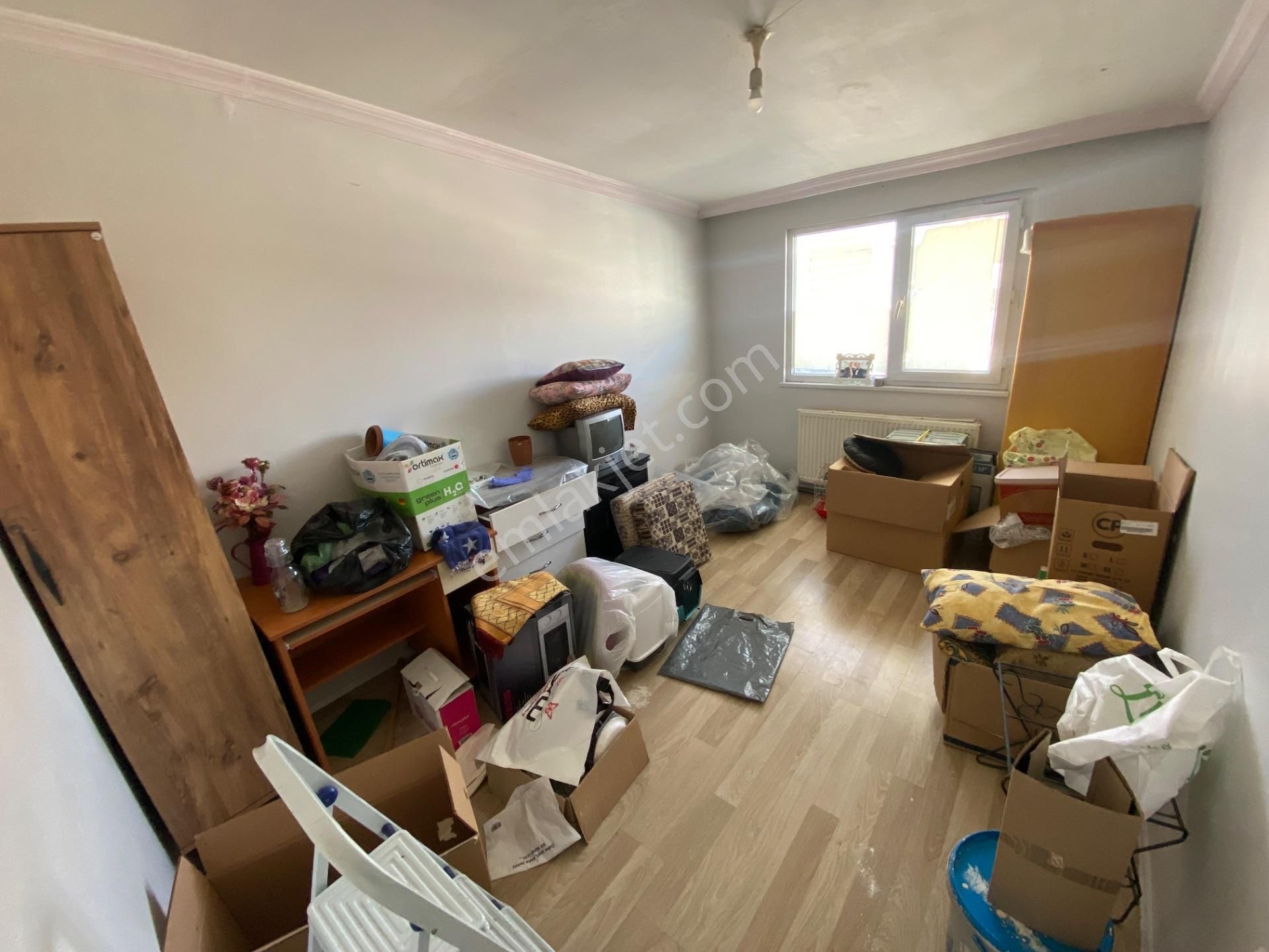 Emirsultanda Asansörlü Çift Cephe 2 Balkon 2 Banyo 2+1 Kiralık Daire - Görsel 18