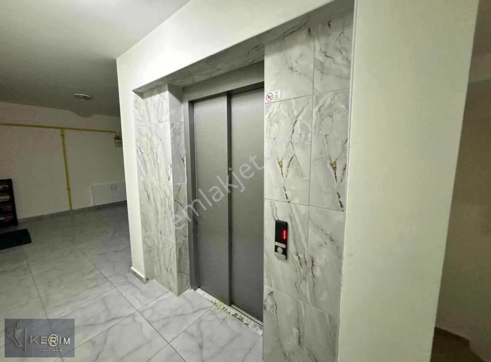 Kerim'den Satılık Ayvacık'da Asansörlü Havuzlu Siteiçi 2+1 Daire - Görsel 4