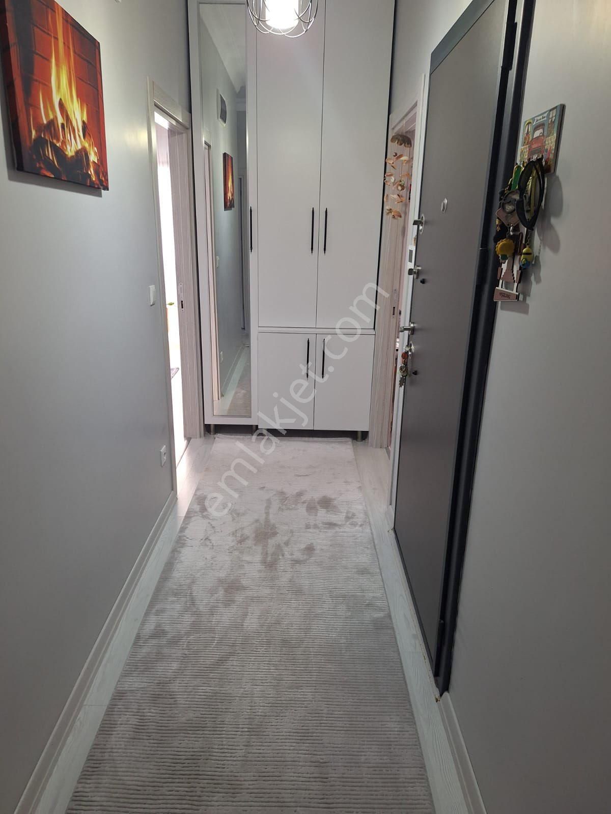 Tuzla Yayla’da Merkez Konumunda Çift Cepheli Satılık Daire - Görsel 3