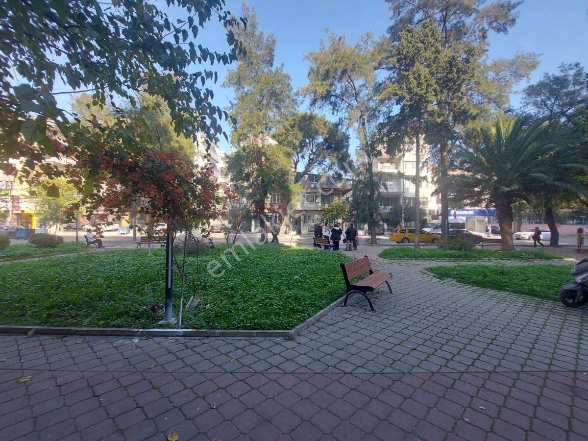 Şirinyer Merkezde Cadde Üstünde Batar Katlı Kiralık İşyeri