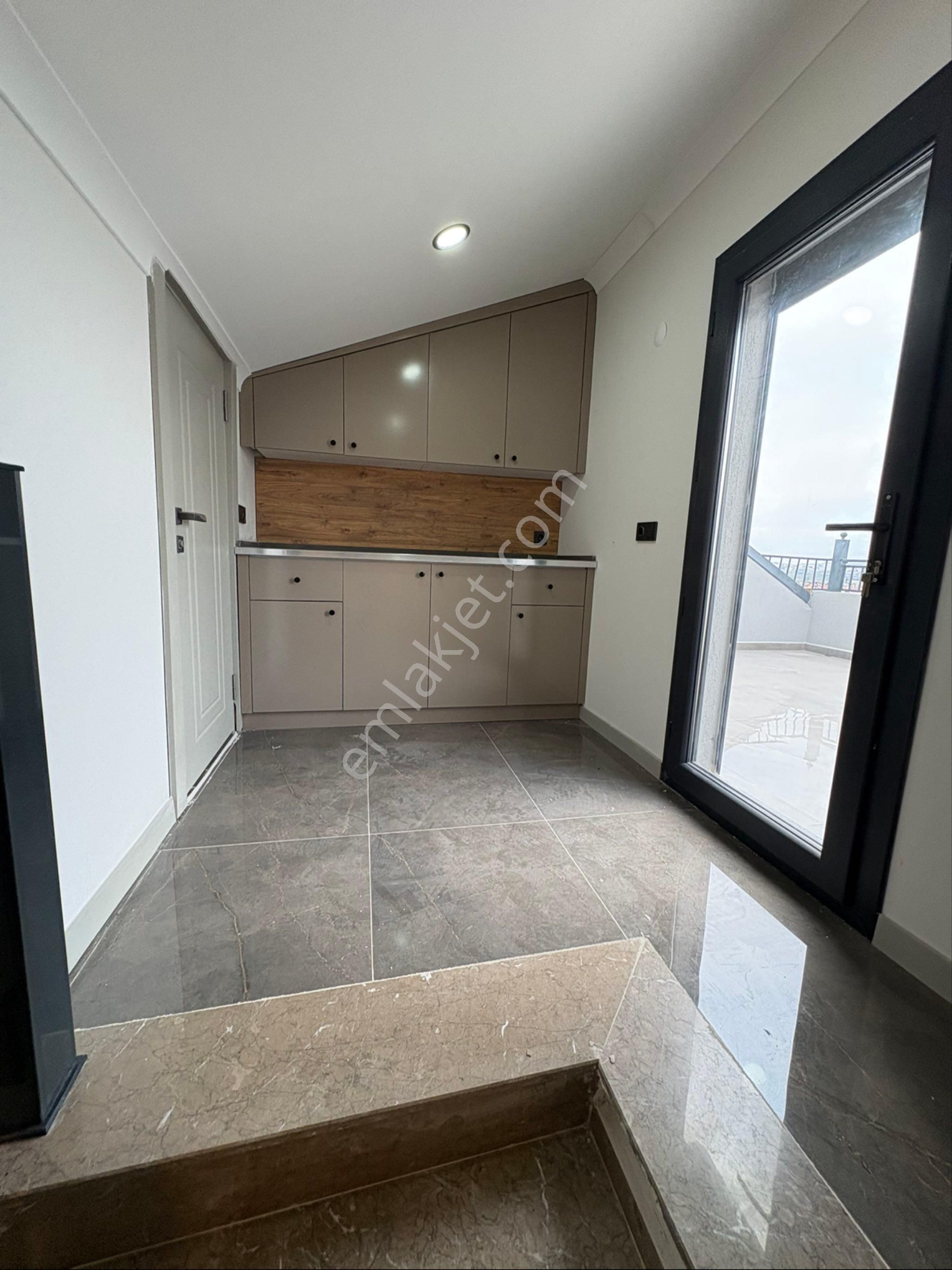 4+1 Ayrı Mutfak Savuna Hamam Müstakil Havuz Lüksün Buluştuğu Bir Villa - Görsel 24