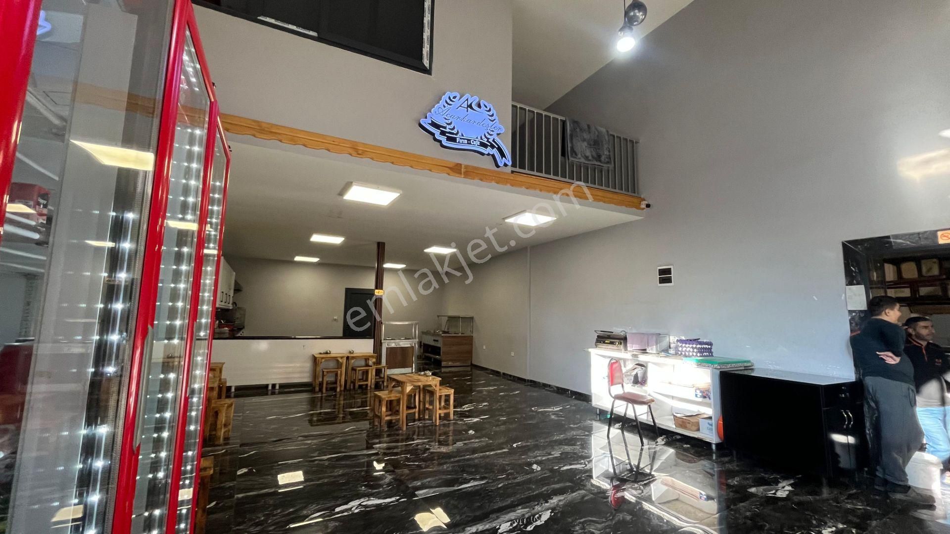 Konak’ta Ticaretin Merkezi: 2 Katlı, Dev Metrekareli, Her İş Koluna Uygun Satılık Mülk! - Görsel 7