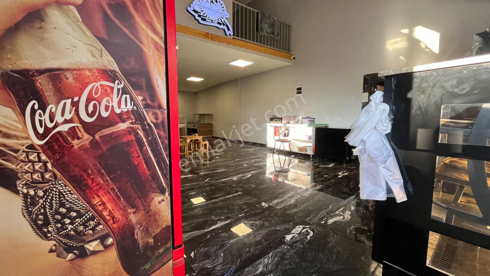 Konak’ta Ticaretin Merkezi: 2 Katlı, Dev Metrekareli, Her İş Koluna Uygun Satılık Mülk! - Görsel 5