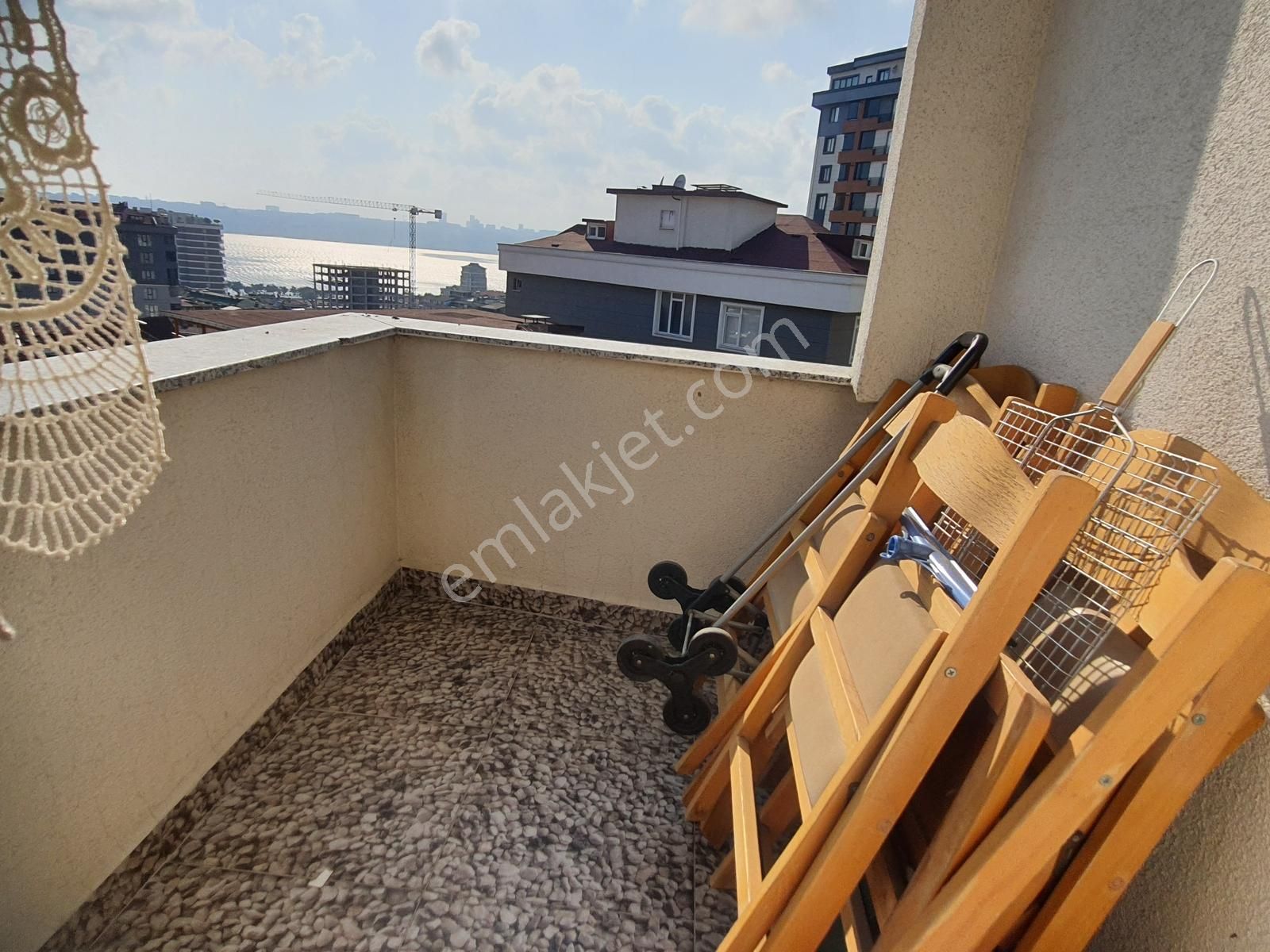 Cumhuriyet Mah.1+1 65 M2 Yatıtımlık Manzaralı Arakat Daire... - Görsel 9