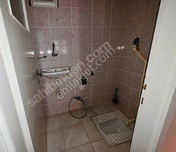 Eskibağlar Mahallesi Kiracılı Eşyalı Satılık 3+1 Daire - Görsel 13