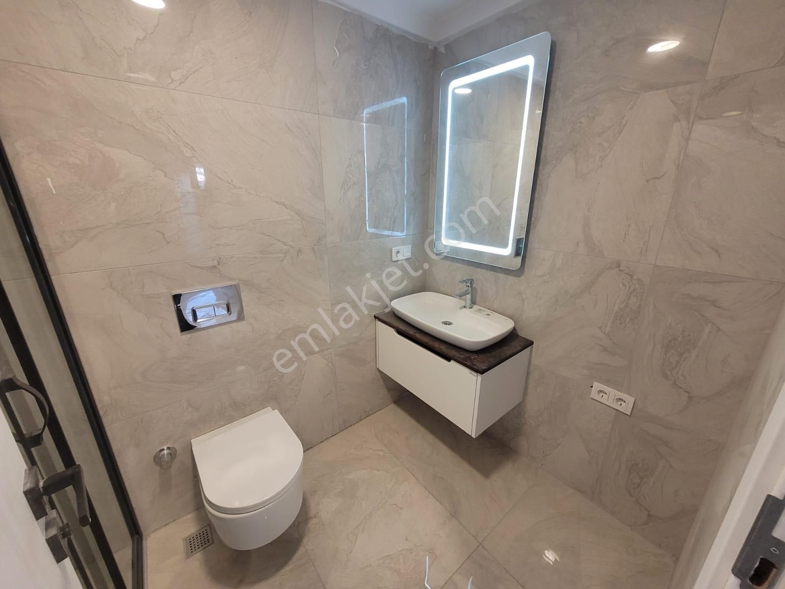 Beylerbeyi Aden Konaklarında Boğaz Manzaralı 4+1 Dublex Daire - Görsel 25