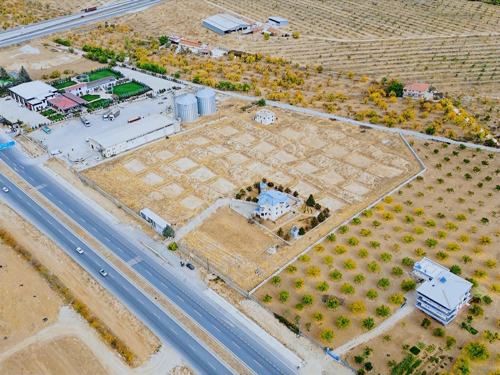 Cska Gayrimenkul'den Villa Ve Ticari İmarlı Yatırımlık Arsa - Görsel 16