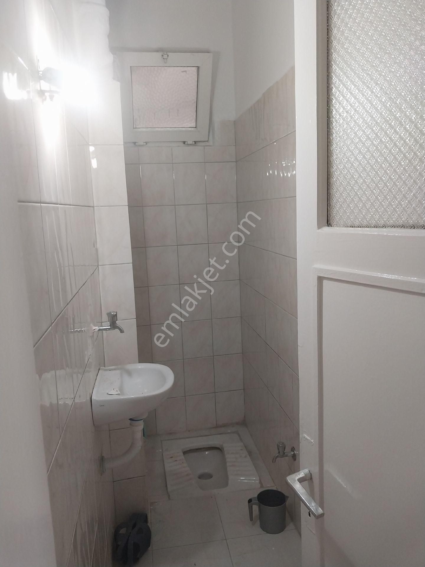 Fatih Yusufpaşada Millet Caddesinde Kiralık Masrafsız Ferah 3+1 Daire - Görsel 21