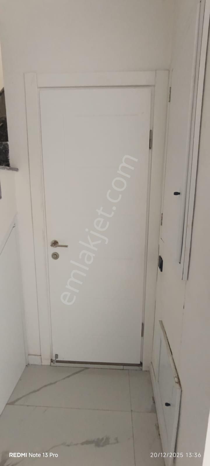 Efeler’de Havuzlu Sitede Sıfır Villa - Görsel 17