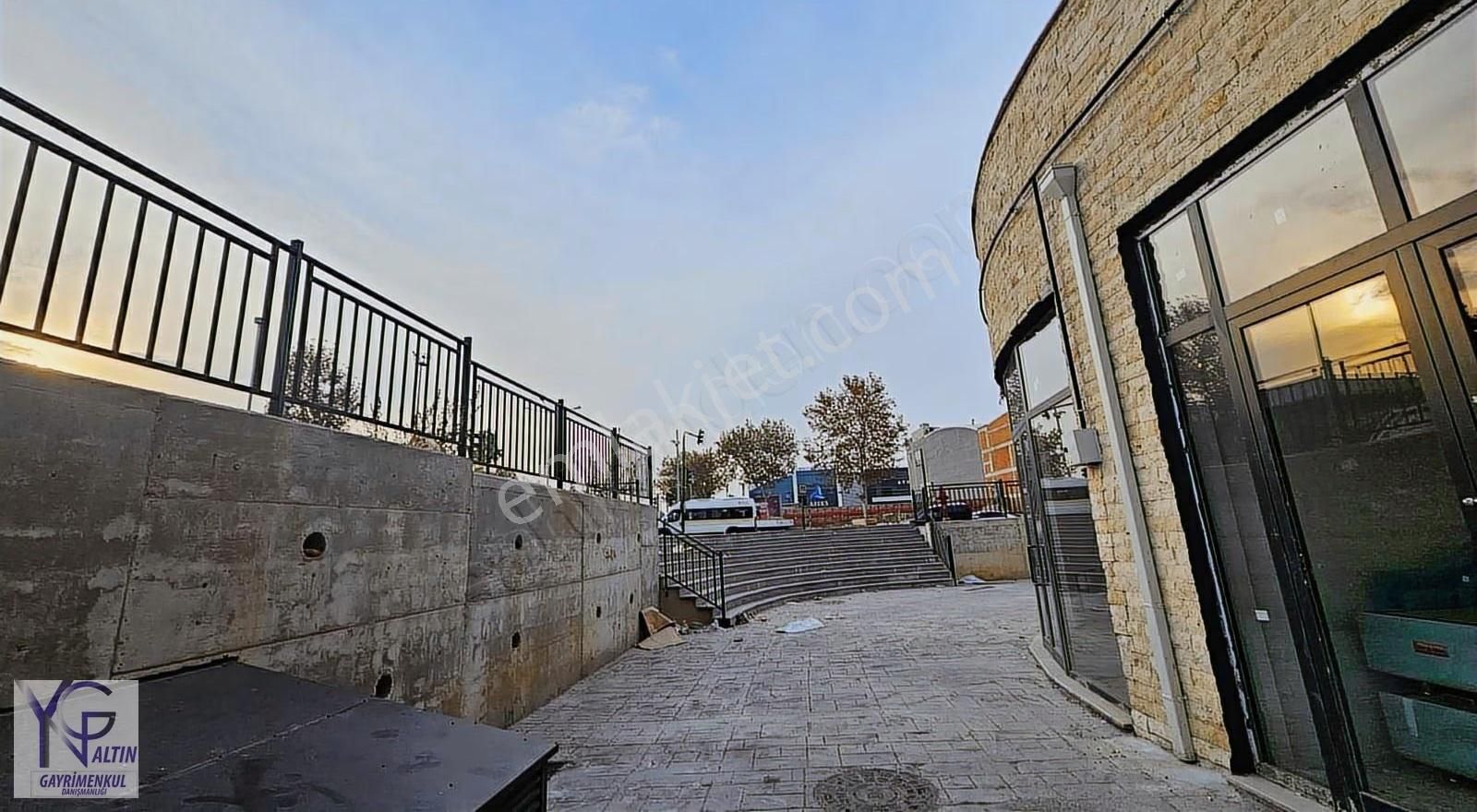 Yng Altın 'dan Yıldırım Mevlana Toki'de Kiralık Dükkan - Görsel 3