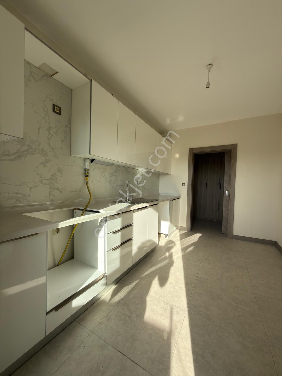 Adana Şambayadı Söğütlü Toki Kiralık 3+1 Daire Güney Cephe Park Yanı - Görsel 9