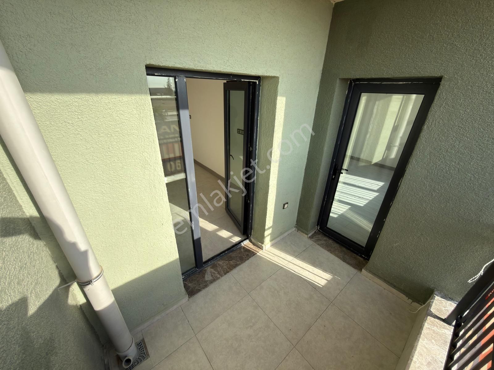 Adana Şambayadı Söğütlü Toki Kiralık 3+1 Daire Güney Cephe Park Yanı - Görsel 26