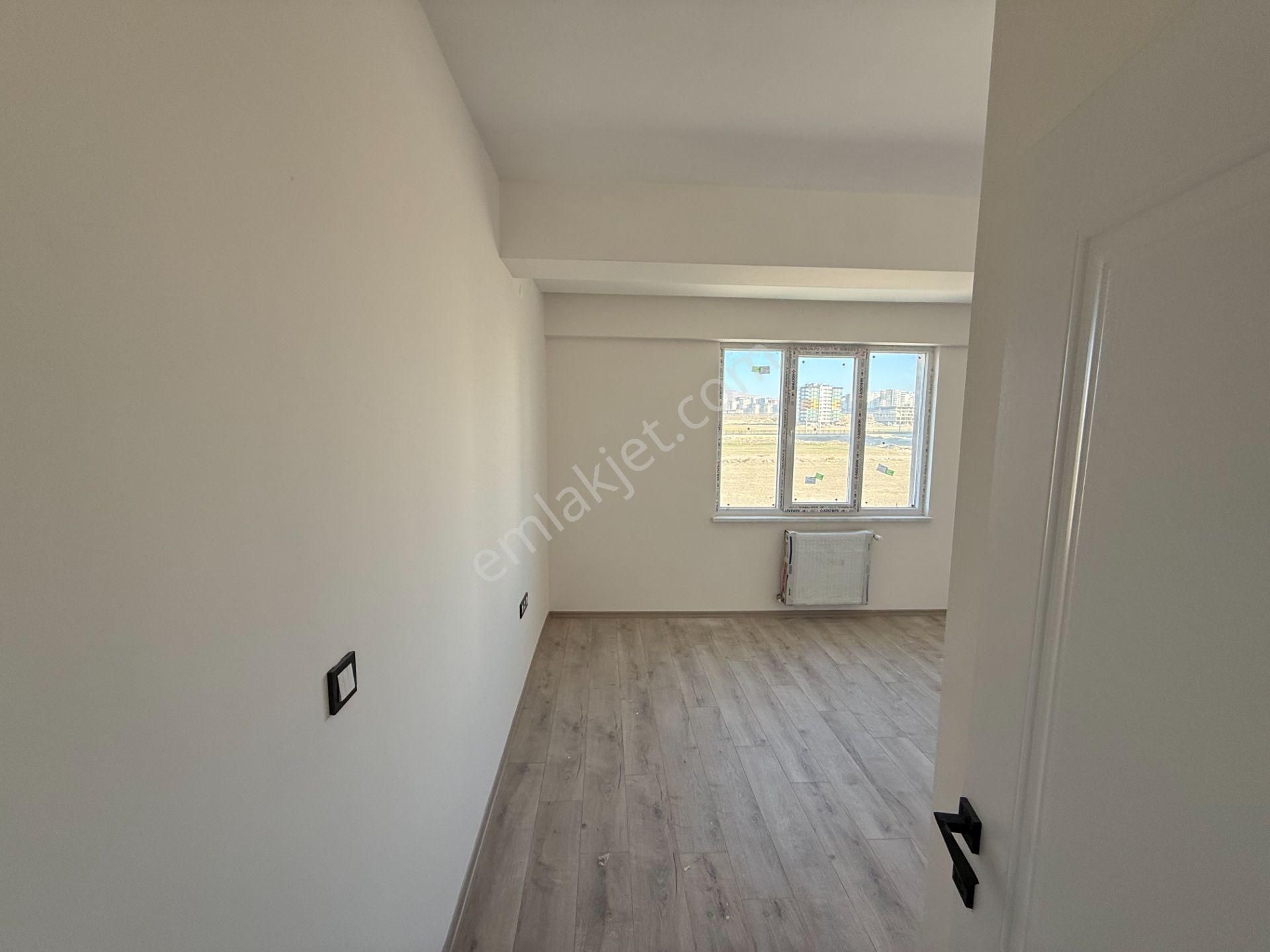 Global Emlak Kumsmall Toki Yakını Kiralık Sıfır 3+1 Daire - Görsel 7