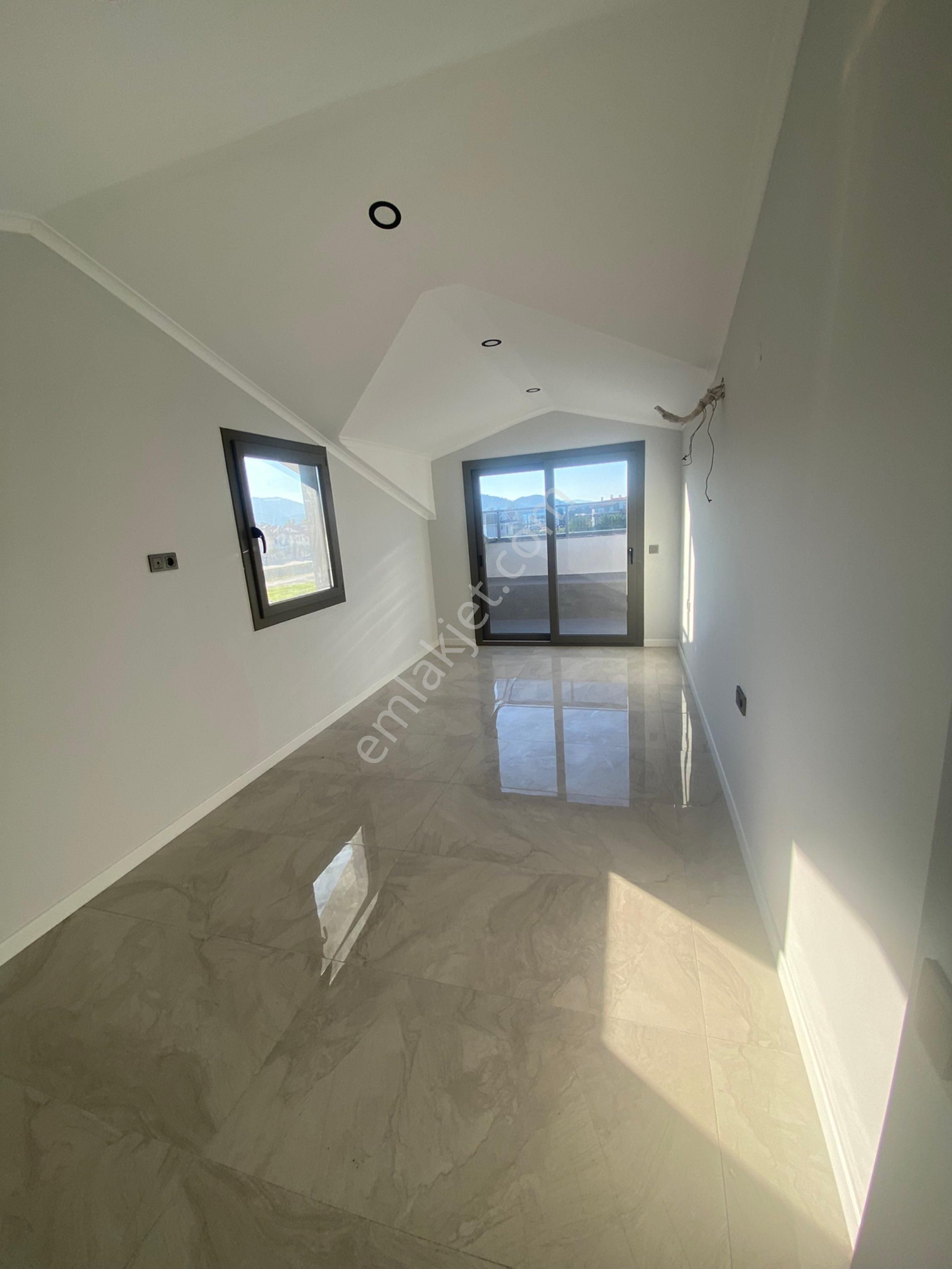 Akarca Mahallesinde Satılık Villa - Görsel 32