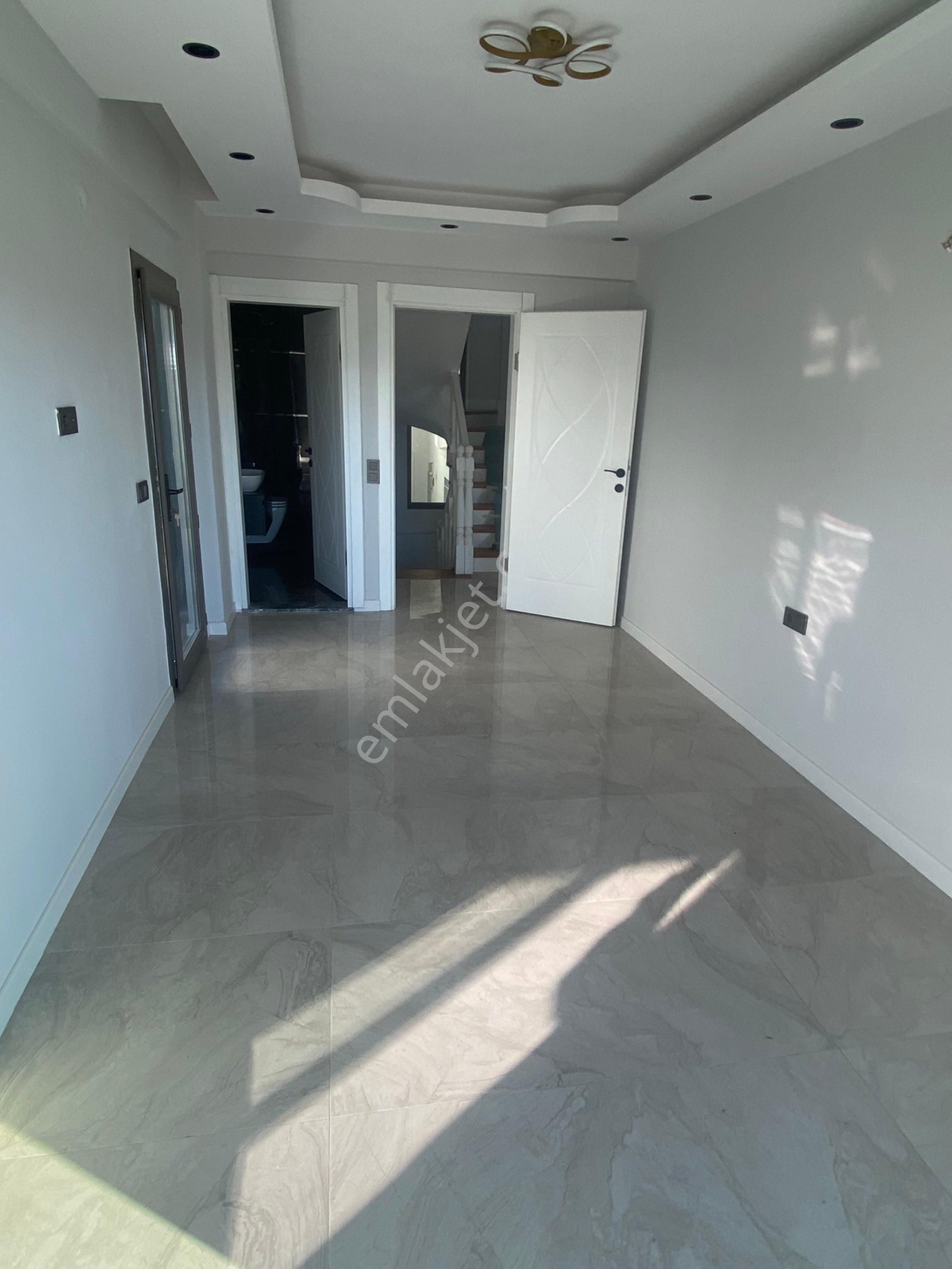 Akarca Mahallesinde Satılık Villa - Görsel 19