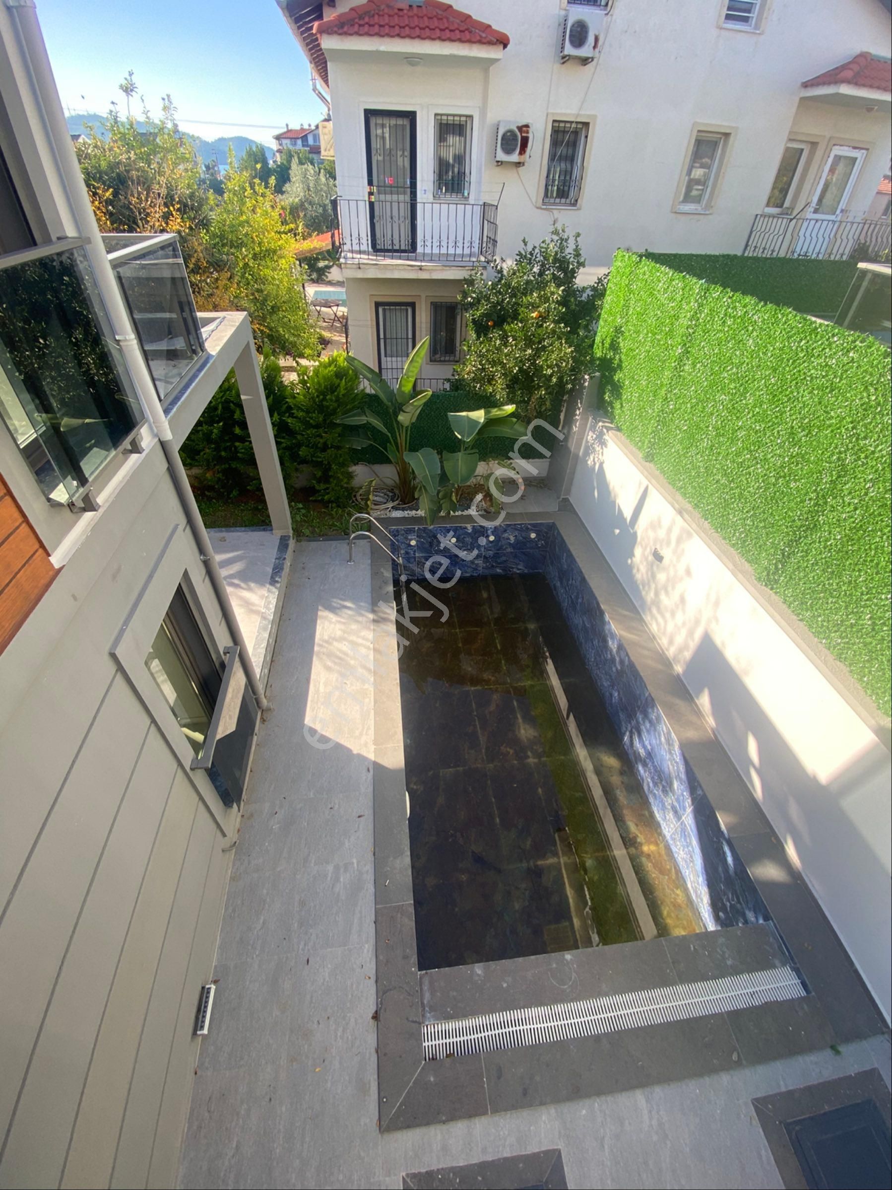 Akarca Mahallesinde Satılık Villa - Görsel 17
