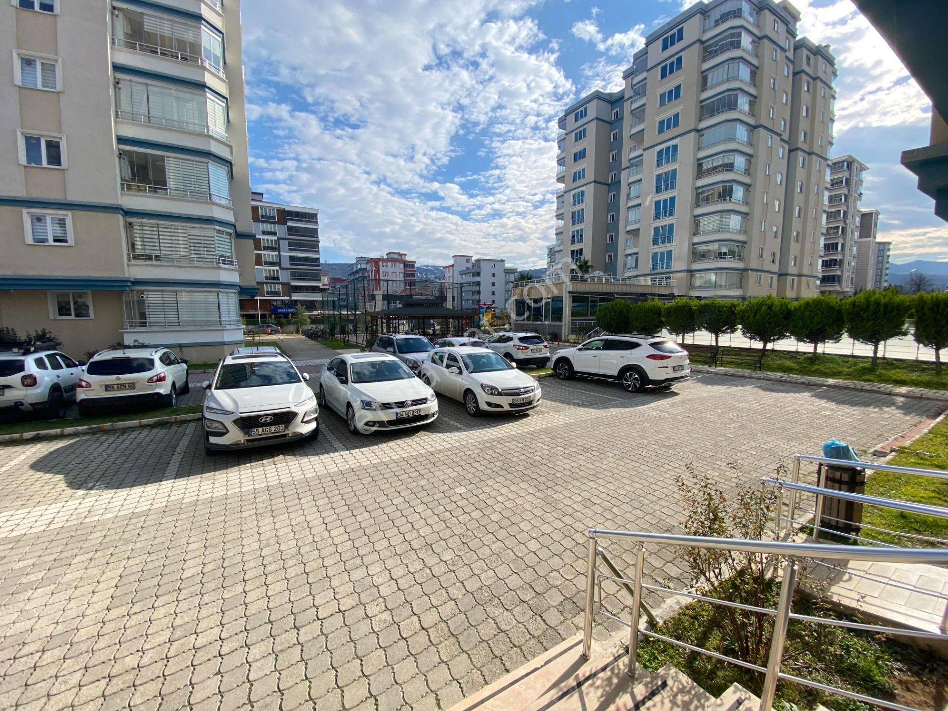 Havuzlu Güvenlikli Mavikentte 4+1 Satılık Daire - Görsel 27