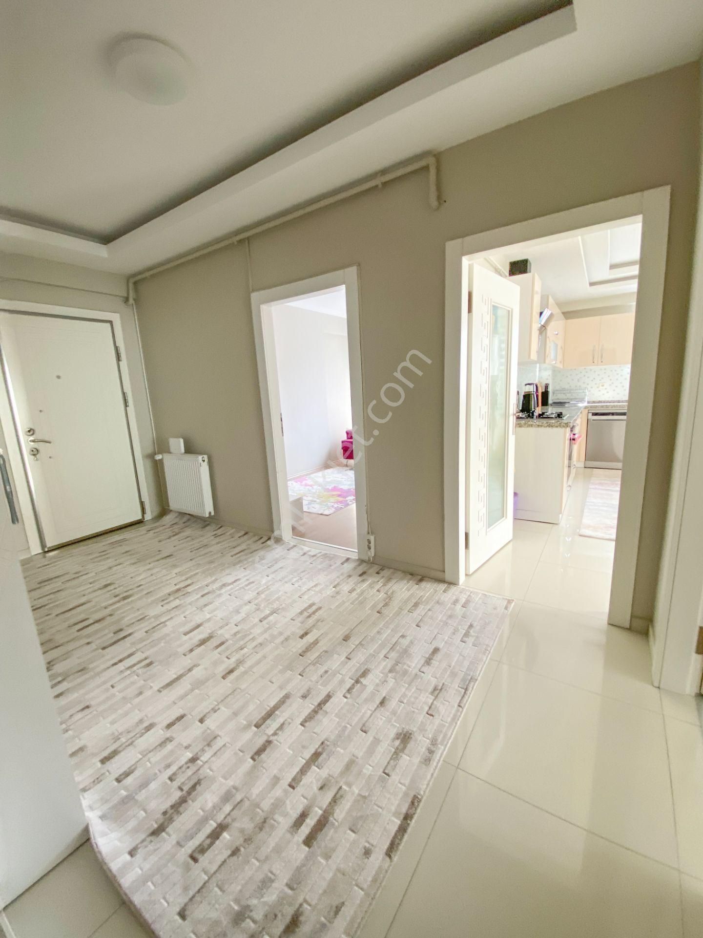 Havuzlu Güvenlikli Mavikentte 4+1 Satılık Daire - Görsel 8