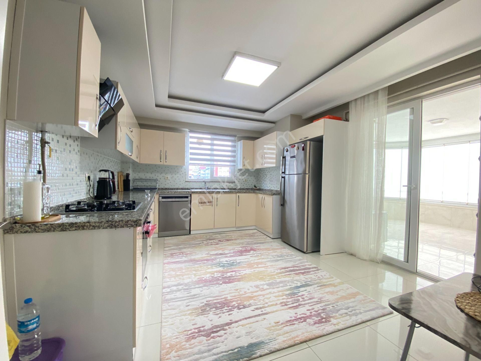 Havuzlu Güvenlikli Mavikentte 4+1 Satılık Daire - Görsel 11