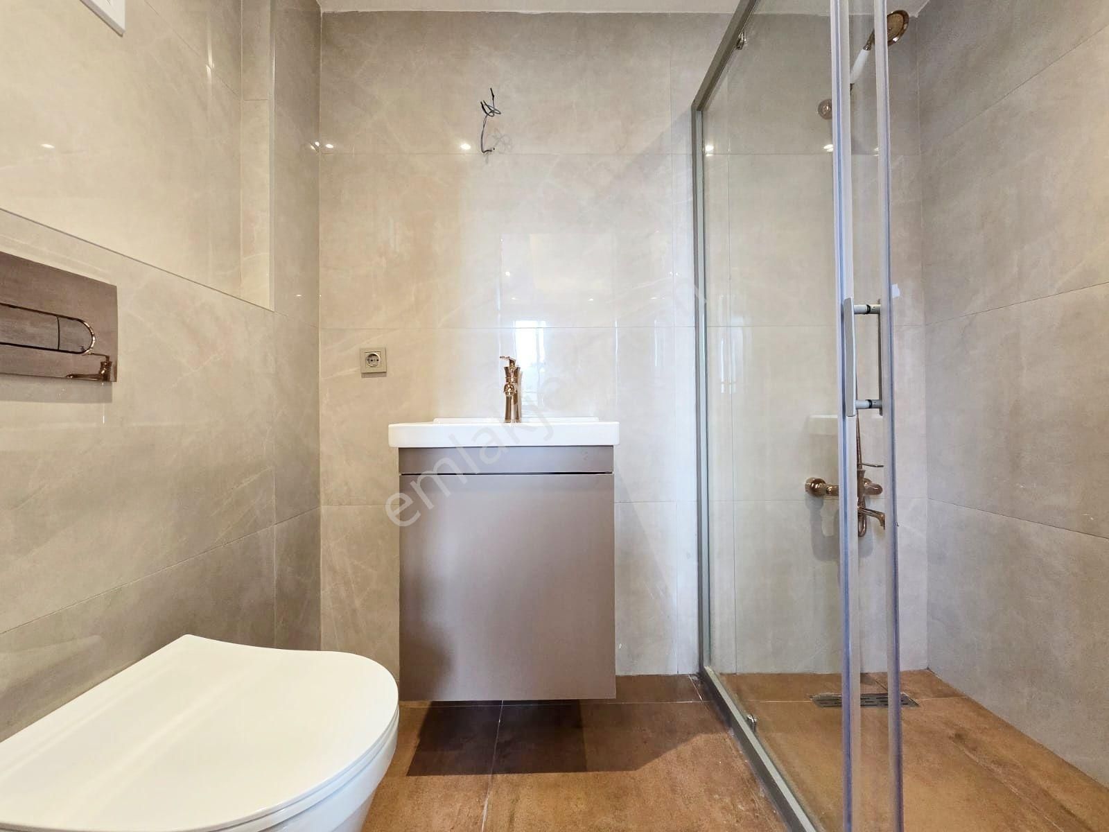 T.özal Bulv.güzelyalı'da Her Kat Tek Daireli 4 Cepheye Hakim Ultra Lüx 4+1 Satılık Daire !! - Görsel 18