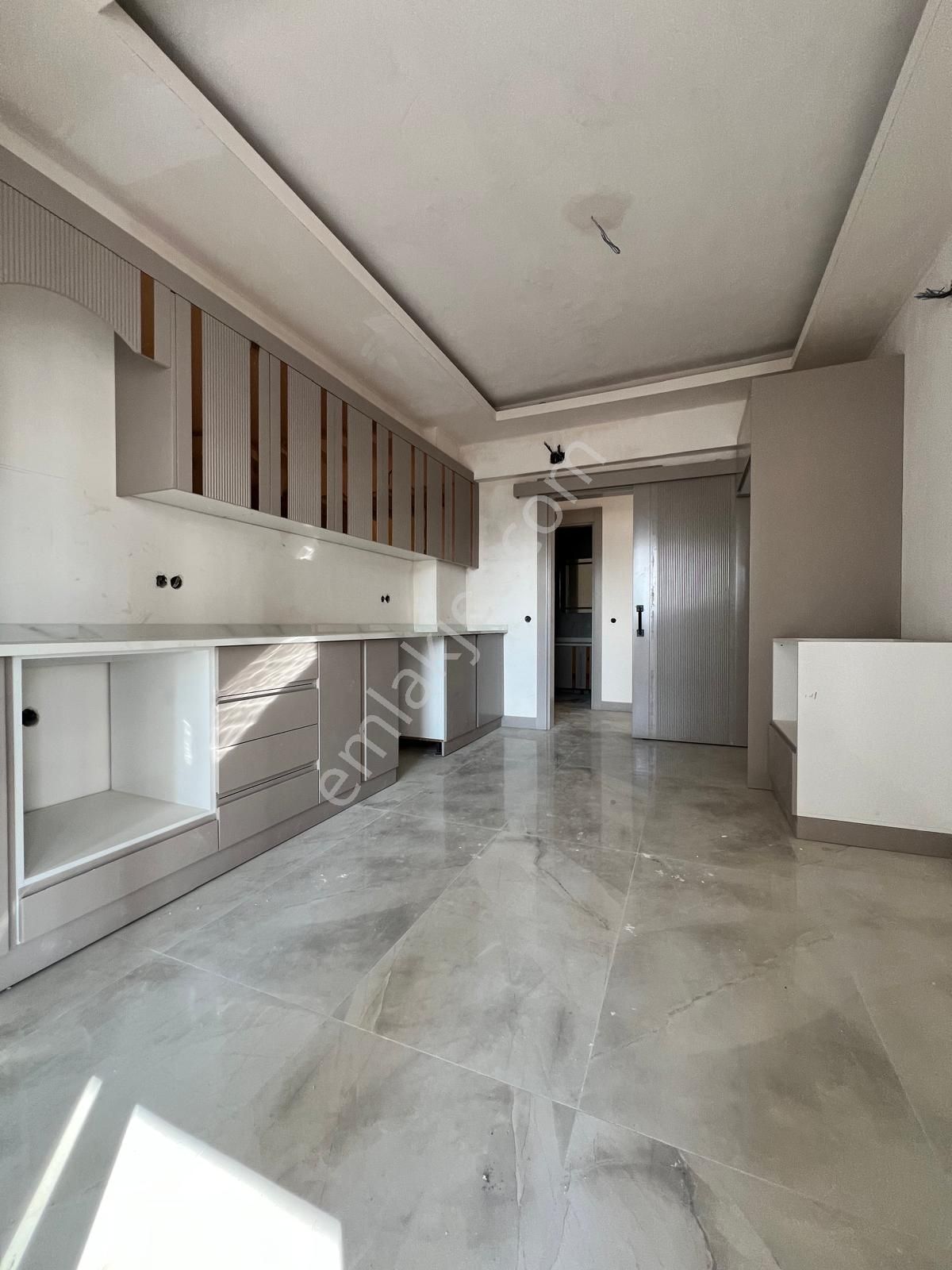 Mavi Emlaktan Alpaslan 2 De Satılık 2+1 Ultra Lüks Sıfır Daire 3,300,000 Tl - Görsel 11