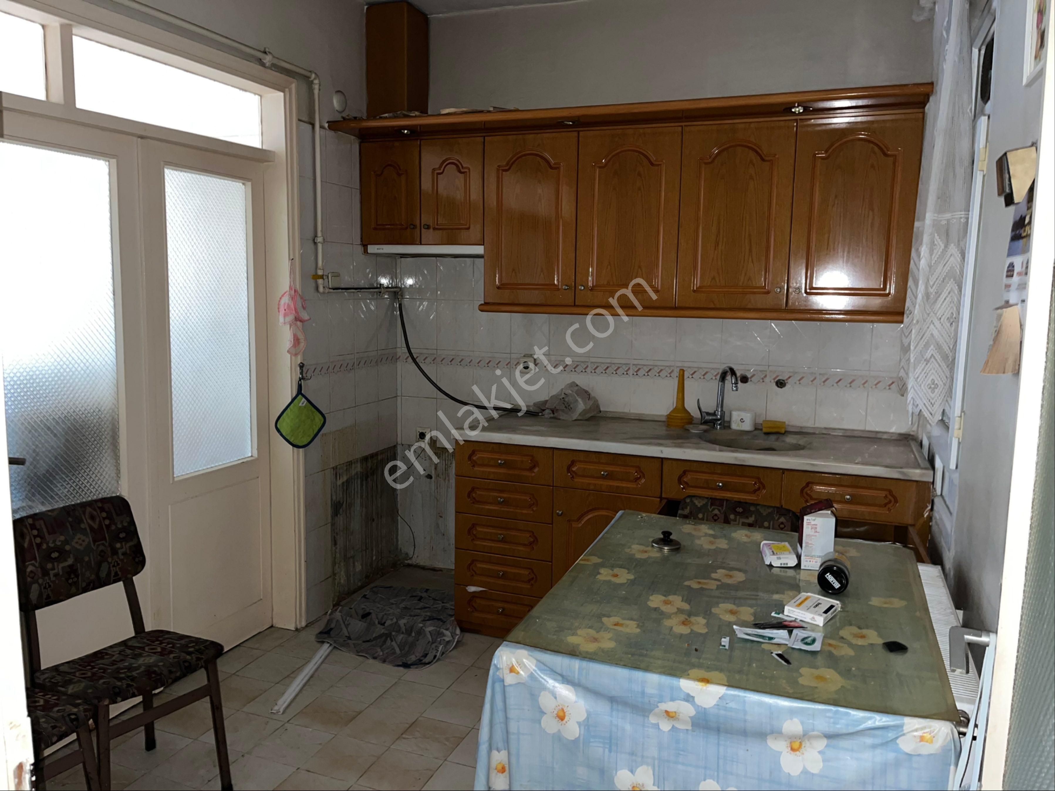 Çiftlik Caddesinde Satılık 2+1 Daire - Görsel 6