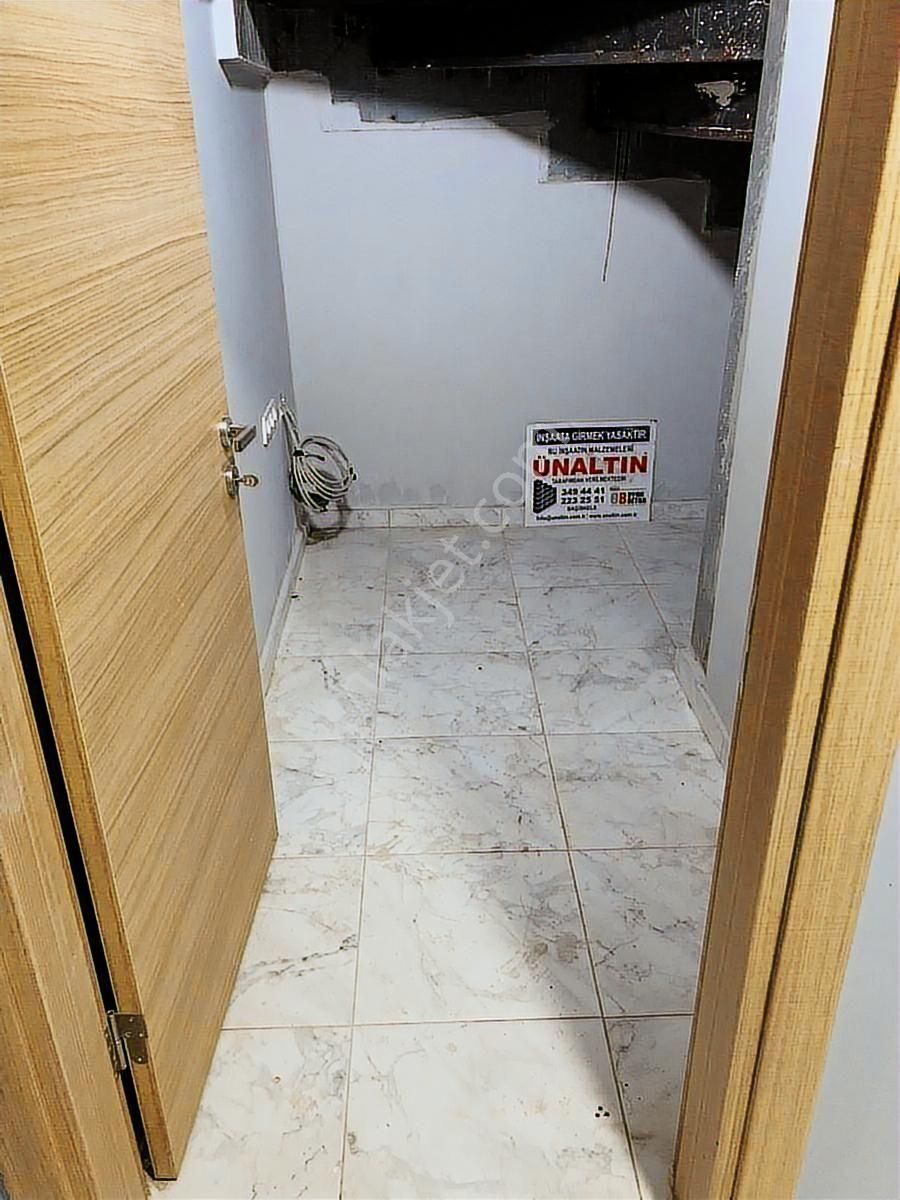 Başiskele Kullar'da 1000 M2 Kiralık,vinçli Depo-fabrika - Görsel 11