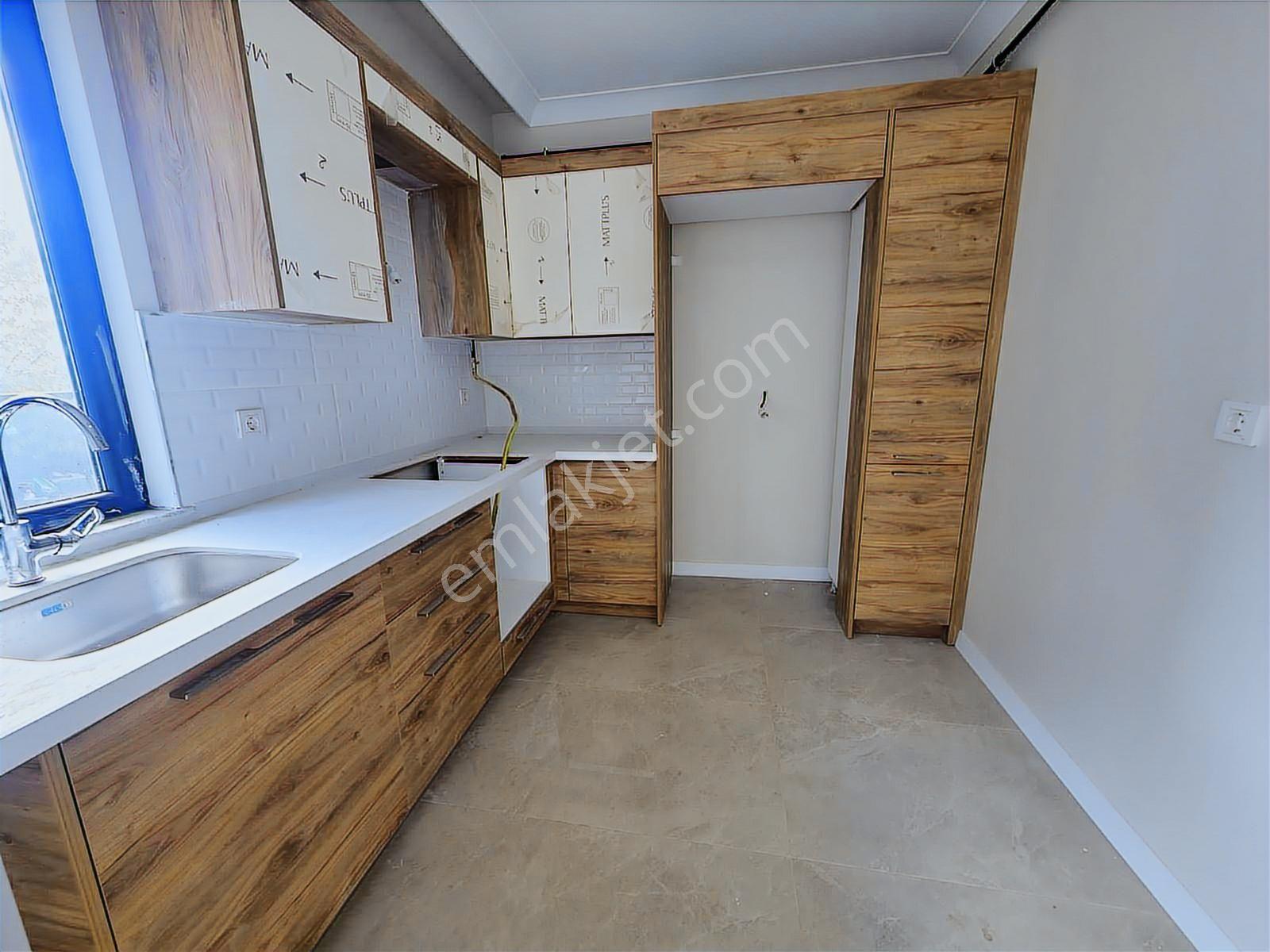 Başiskele Yeşilyurt'ta Cadde Üzerinde,sıfır,3+1 Lüks Daire - Görsel 7