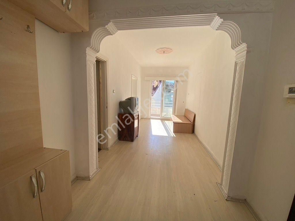 Alanya Atatürk Caddesinde Kiralık 2+1 Daire - Görsel 5