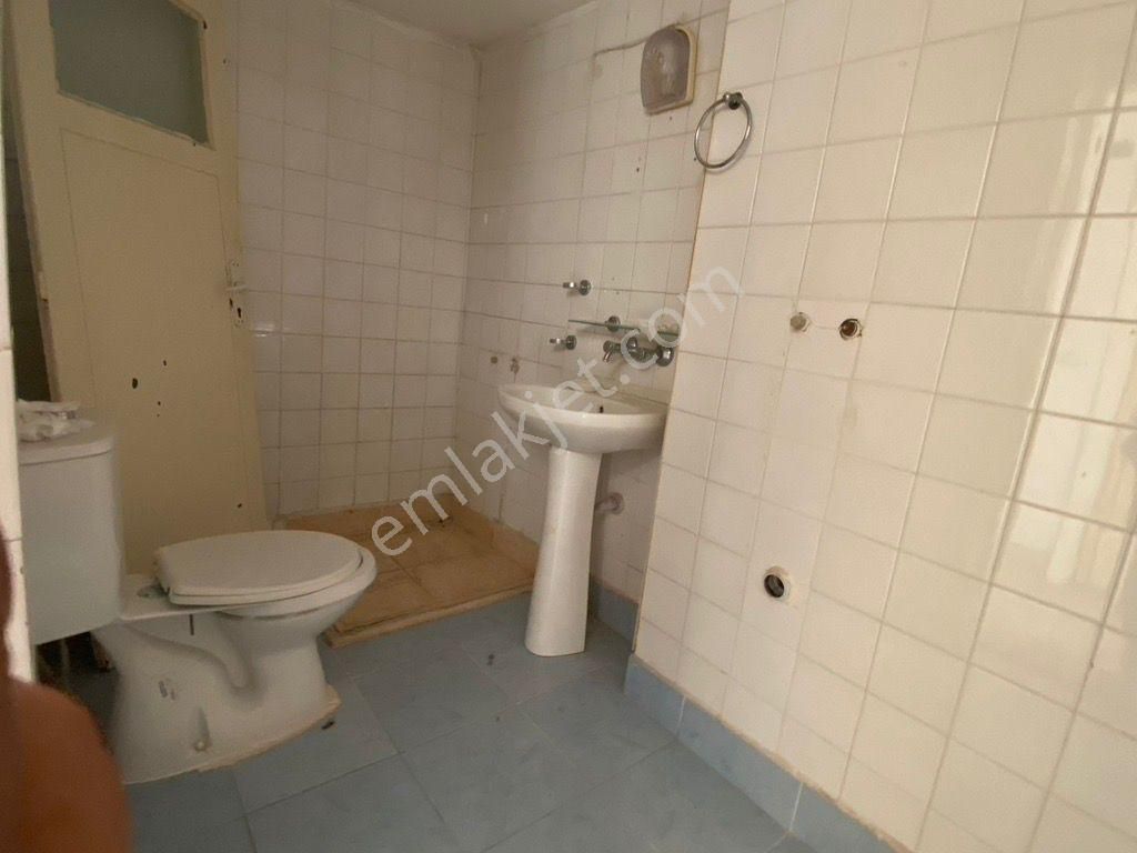 Alanya Atatürk Caddesinde Kiralık 2+1 Daire - Görsel 9