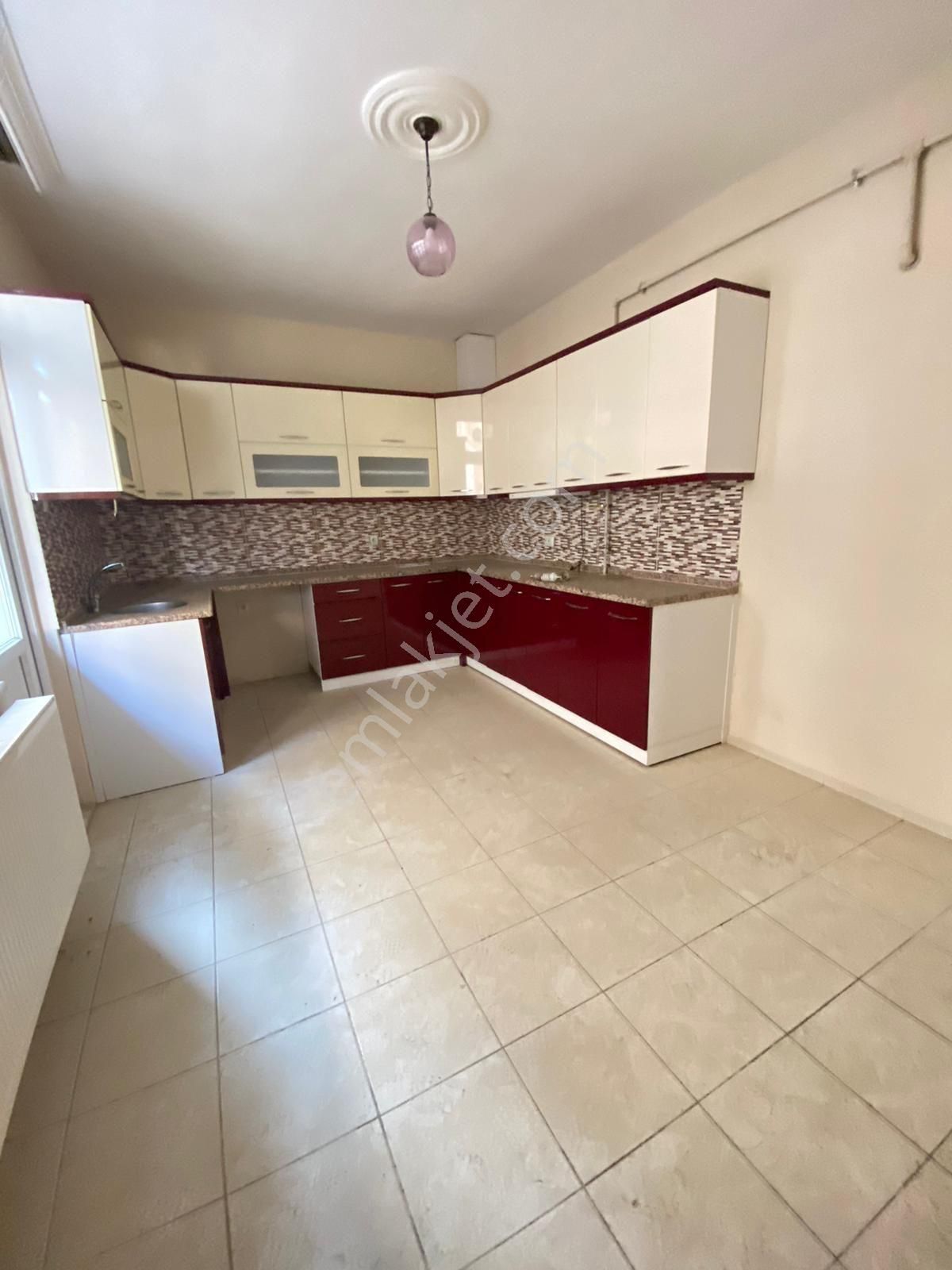 Aydoğdu Mahallesinde Doğalgazlı Daire